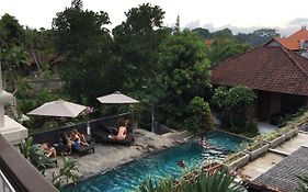 Merthayasa Bungalow 2